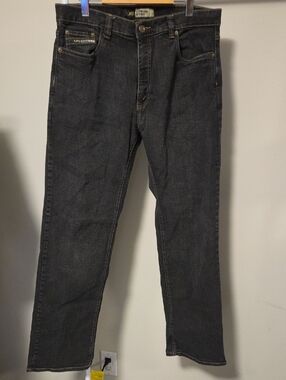 Urban Star Men's Straight Jeans in Dark Wash. 36 X 33
